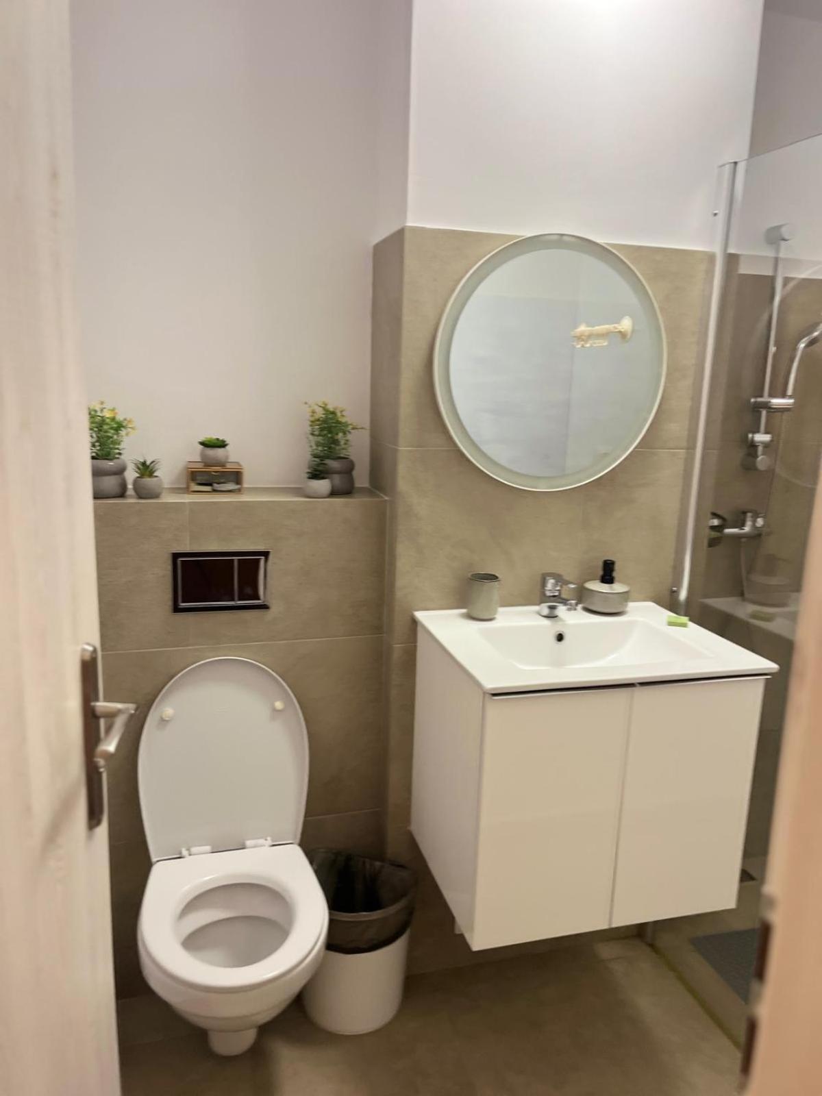 Apartament De Lux Craiova Kültér fotó
